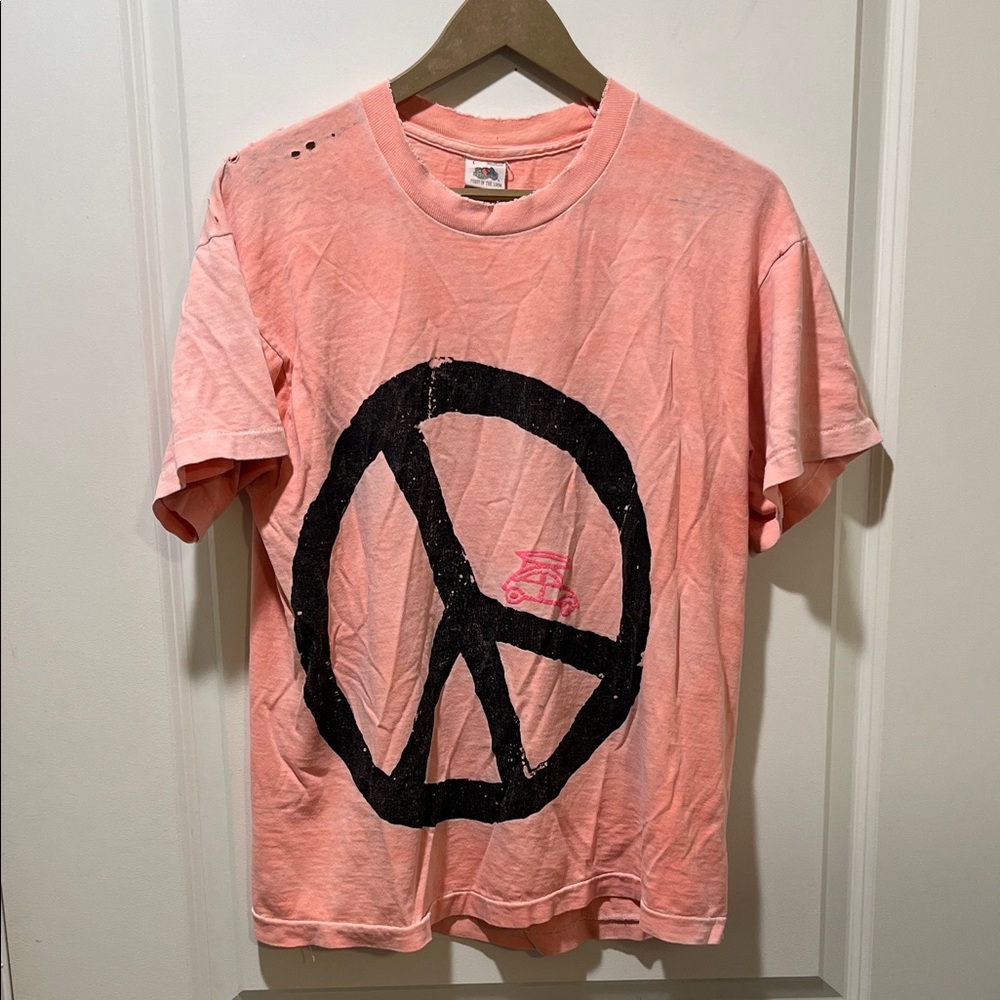Vintage Fruit of the Loom Coral Peace Sign distressed T-Shirt